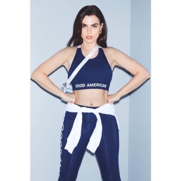GOOD AMERICAN The Core Power Navy Sports Bra NWT Workout Athletic - Picture 2 of 9